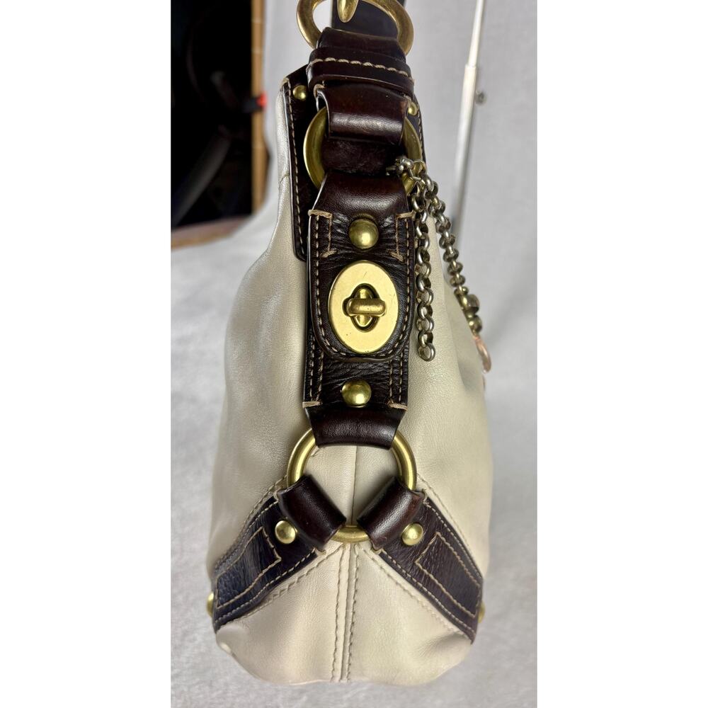 Coach Carly Hobo in Cream/Ivory with Chain - Picture 3 of 16
